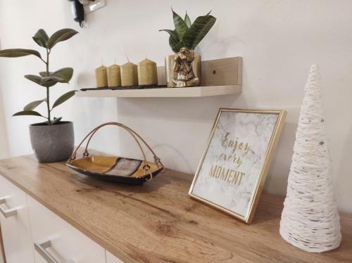 Apartments De La Marina