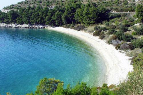 Apartment Drvenik Donja Vala 6701a