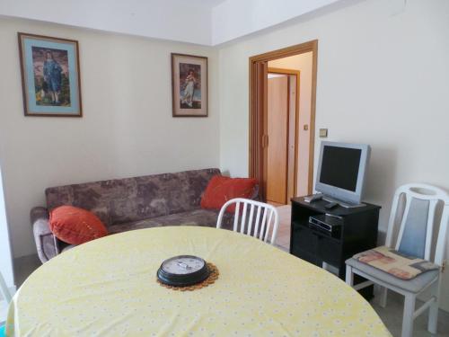 Apartment Petr?ane 4