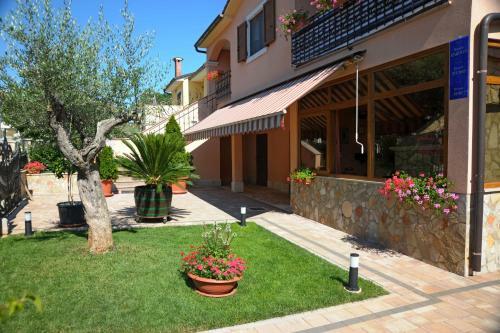 Apartamentos Casa Leona