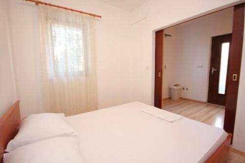 Apartment Podstrana 2087b