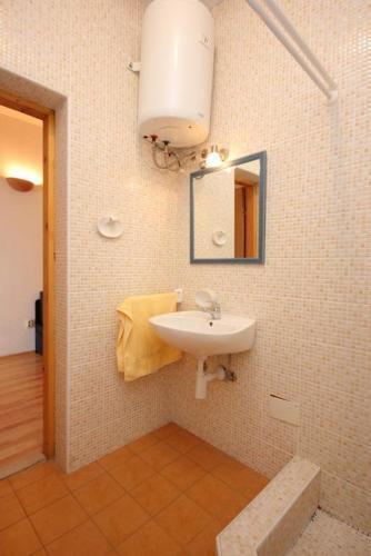Apartment Podstrana 2087b