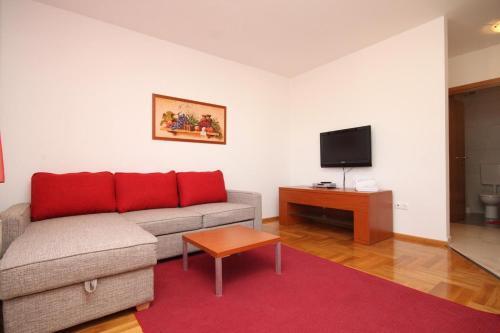 Apartment Makarska 3751b