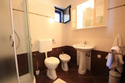 Two-bedroom Apartment Crikvenica Near Sea 6