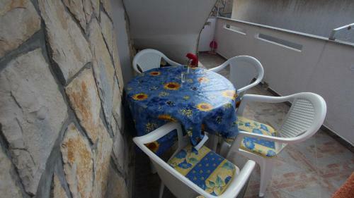 Apartment Malinska 37