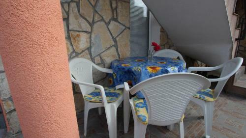Apartment Malinska 37