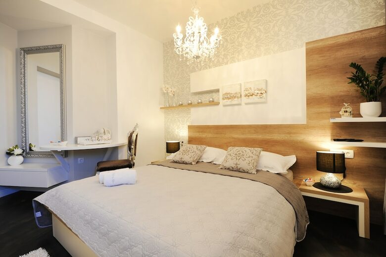 Hostal Silver & Gold Luxury Rooms
