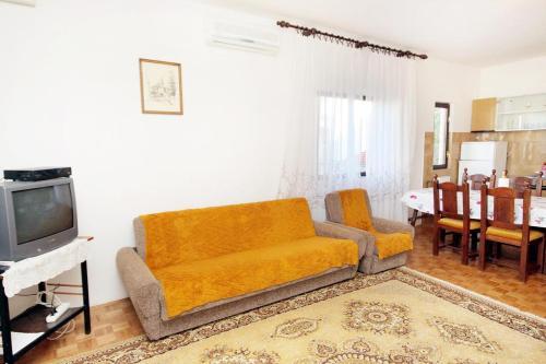 Apartment Kozino 676a