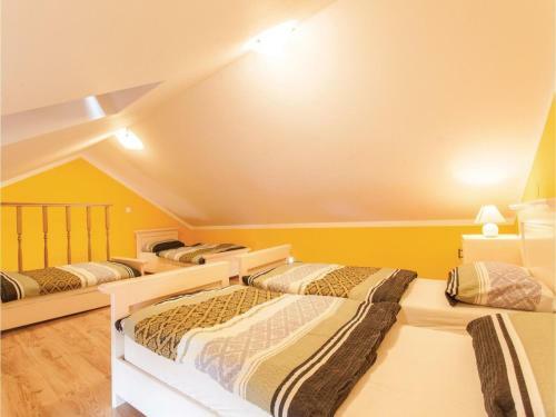 Apartment Omisalj Qr-1809