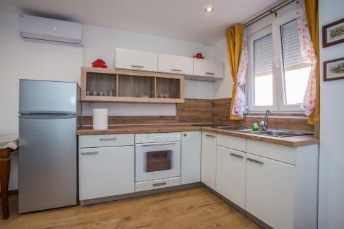 Apartment Andrije Buvine