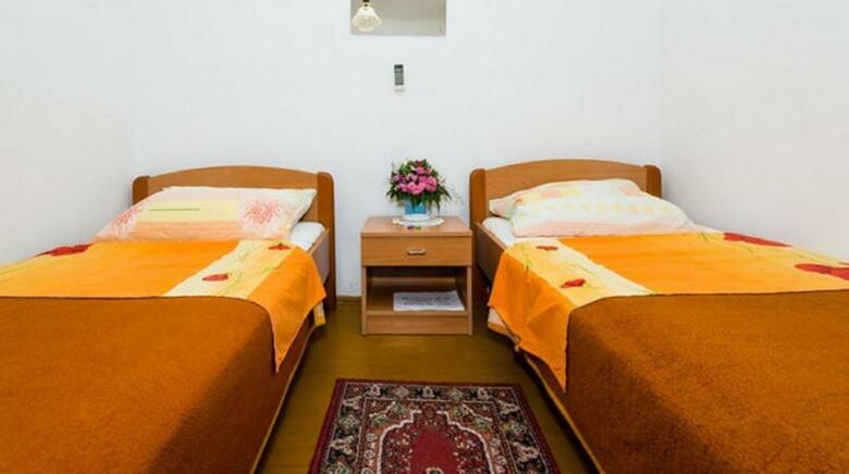 Hostal Rooms Kisic