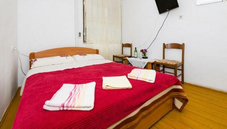 Hostal Rooms Kisic