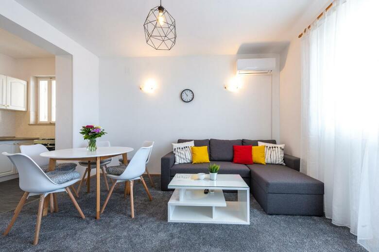 Apartment Jele