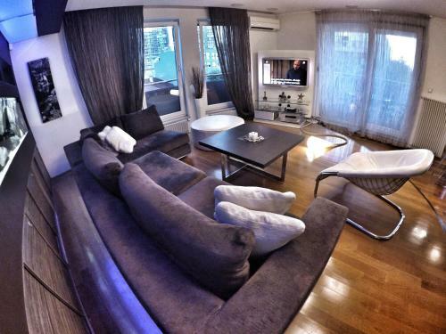 Deluxe Apartment Nella