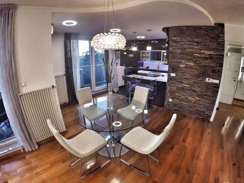 Deluxe Apartment Nella