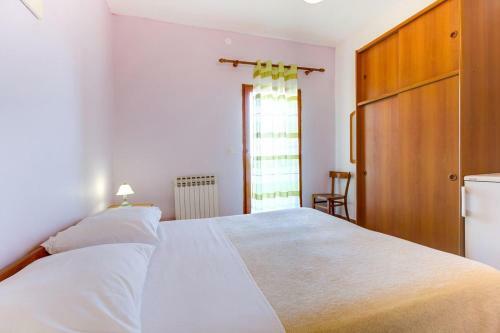 Hostal Double Room Nerezine 2506a