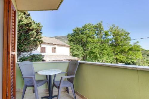 Hostal Double Room Nerezine 2506a