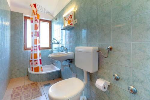 Hostal Double Room Nerezine 2506a