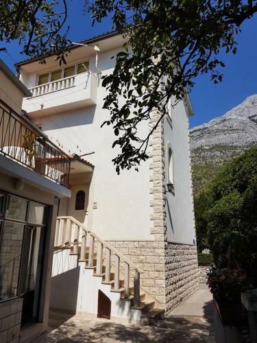 Holiday Home Grani?