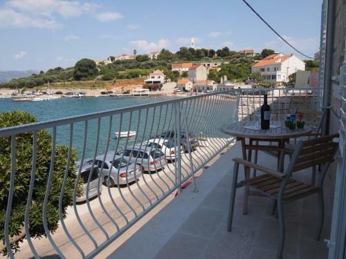 Apartments Lumbarda Beach