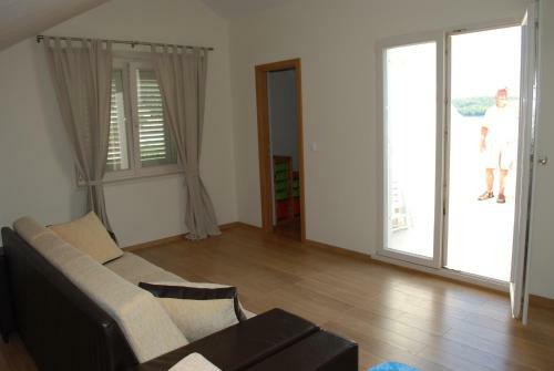 Apartments Lumbarda Beach
