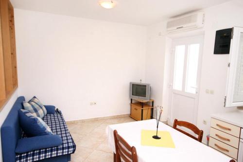 Apartment Lumbarda 4429a