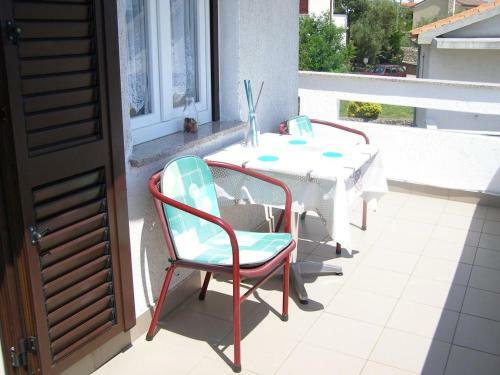 Apartments With A Parking Space Krk - 5321