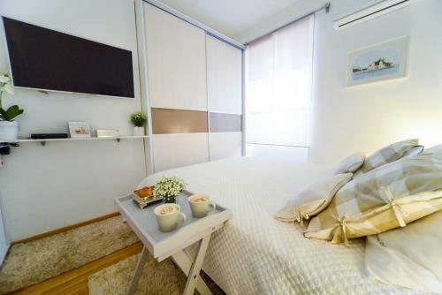 Central Palace Apartment
