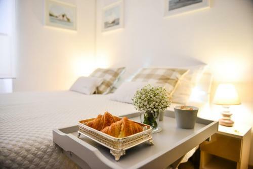 Central Palace Apartment