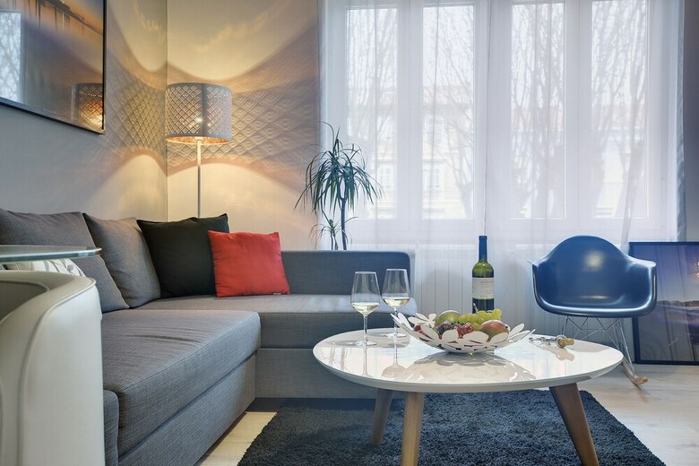 D&a Center Apartments