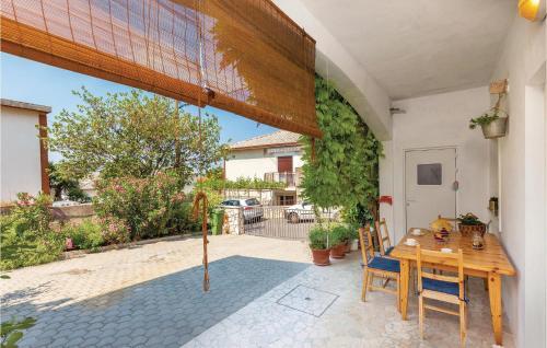 One-bedroom Apartment In Novi Vinodolski