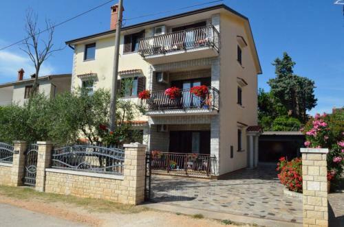 Apartments Ru?a