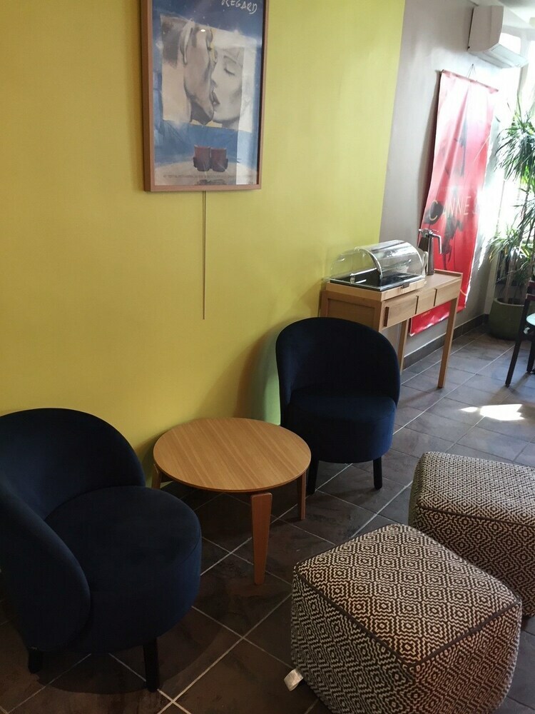 Mistral Hotel