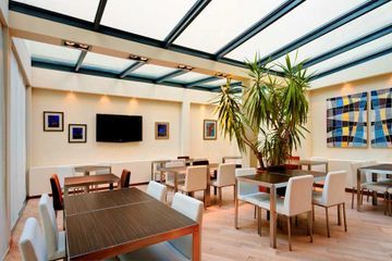 Privilege Apparthotel Clement Ader