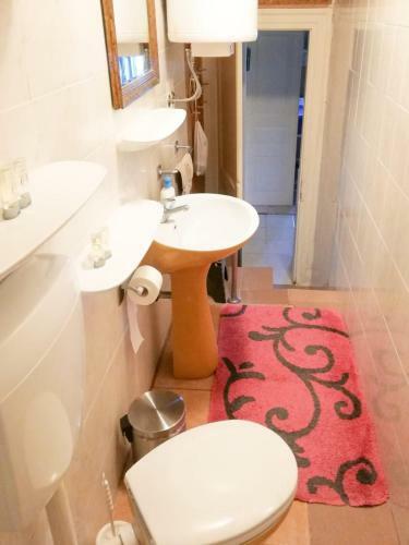 Hostal Banje House