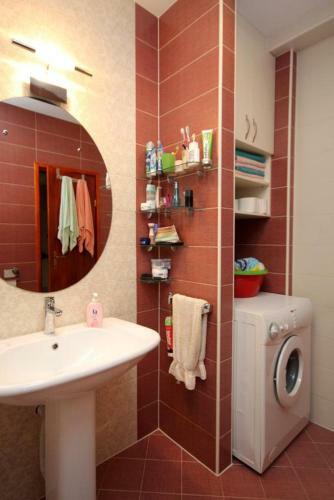 Holiday Home Mlini 4714