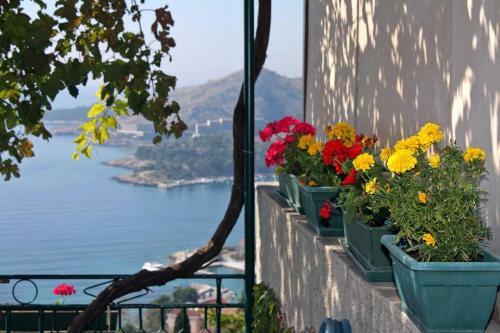 Holiday Home Mlini 4714