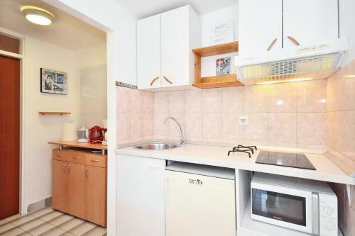 Apartment Slatine 1097a