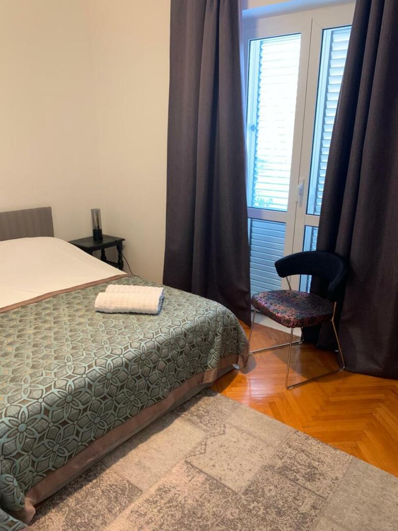 Hostal Aida Apartments And Rooms