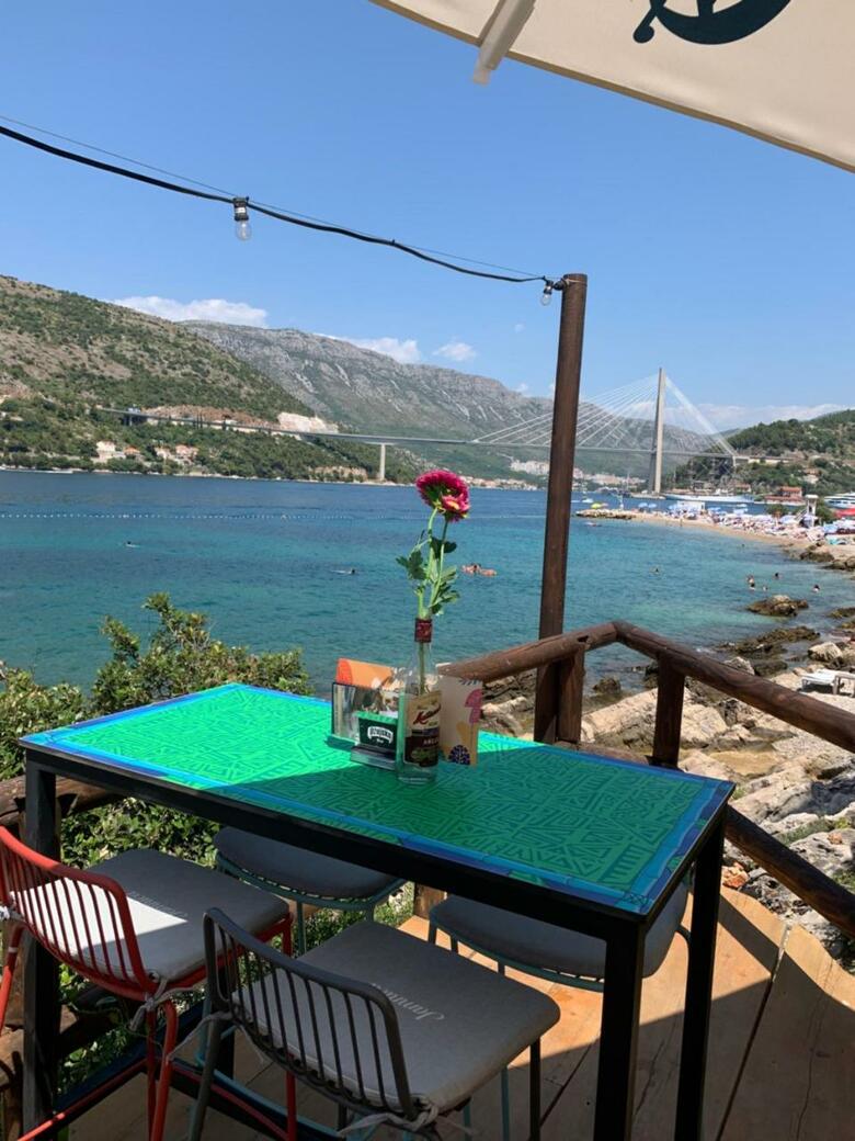 Hostal Aida Apartments And Rooms