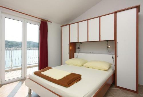 Hostal Apartments By The Sea Tisno (murter) - 3224