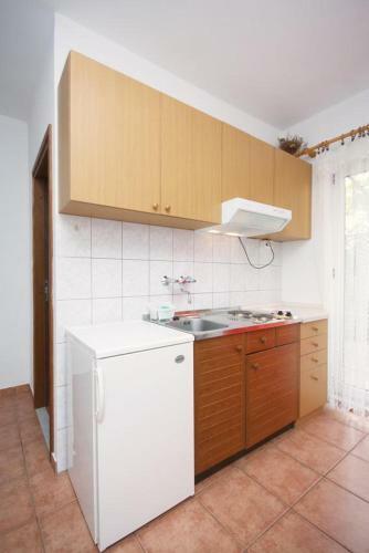 Hostal Apartments By The Sea Tisno (murter) - 3224