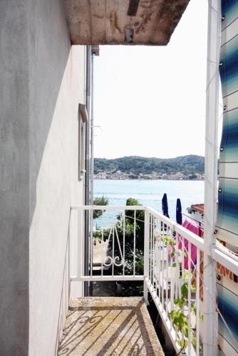 Hostal Apartments By The Sea Tisno (murter) - 3224
