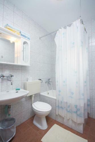 Hostal Apartments By The Sea Tisno (murter) - 3224