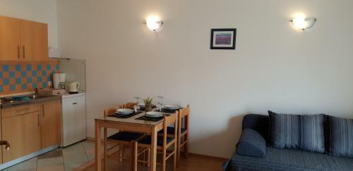 Milos Apartment