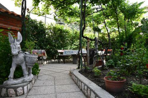 Apartments Josip