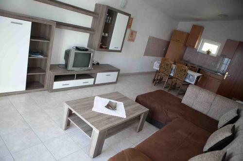 Apartment Suhi Potok 11574b