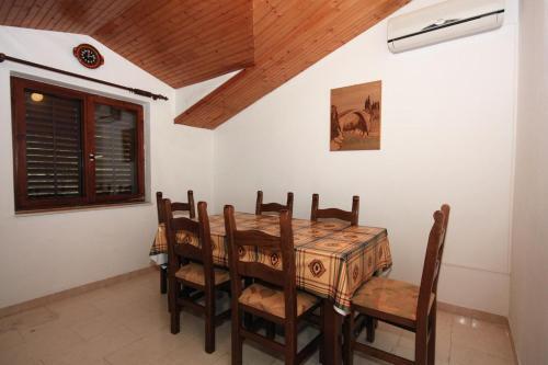 Apartment Supetar 5670a