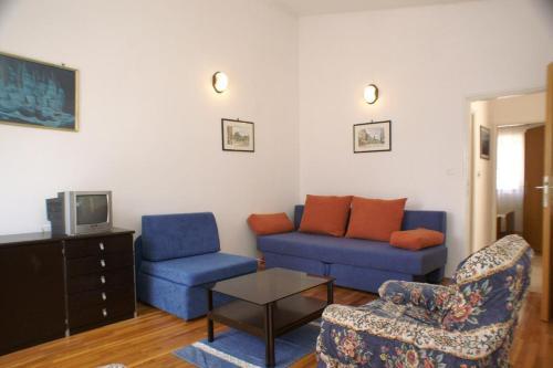Apartments By The Sea Rogoznica - 1115
