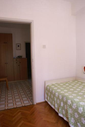 Apartments By The Sea Rogoznica - 1115